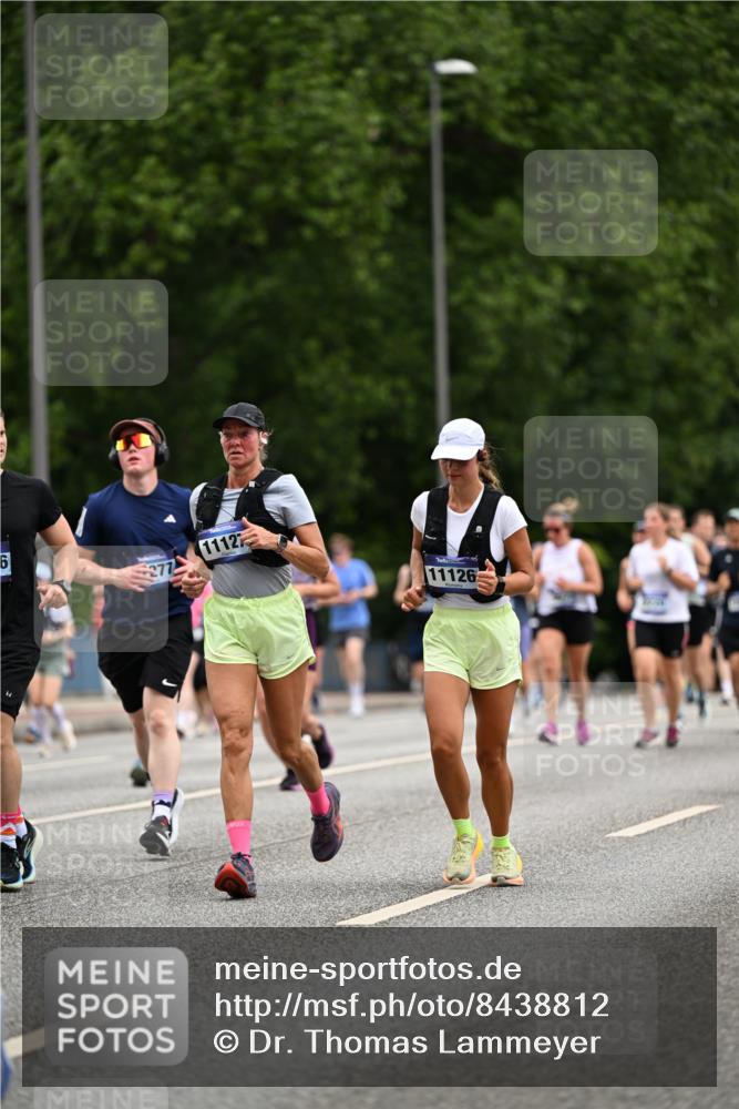29.06.2025 - hella hamburg halbmarathon Dr. Thomas Lammeyer http://msf.ph/oto/8438812 29.06.2025 10:56:22 Kennedybrücke 1418, 1997, 3934, 4087, 4273, 4878, 5062, 5291, 5394, 5534, 6456, 6885, 6954, 6961, 7691, 7770, 7771, 7841, 8040, 8672, 9068, 9070, 9220, 9460, 9462, 9582, 9583, 9590, 9594, 9673, 10342, 10496, 10830, 10928, 11126, 11127, 11375 meine-sportfotos.de