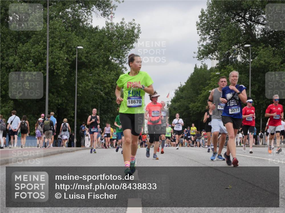 29.06.2025 - hella hamburg halbmarathon Luisa Fischer http://msf.ph/oto/8438833 29.06.2025 10:58:53 Kennedybrücke 2244, 18670, 15029, 160, 15081, 768, 21, 890, 3577, 9857, 9858, 2084, 3257, 3577, 5487, 6944, 7680, 7766, 8110, 8519, 9857, 9858, 10471 meine-sportfotos.de