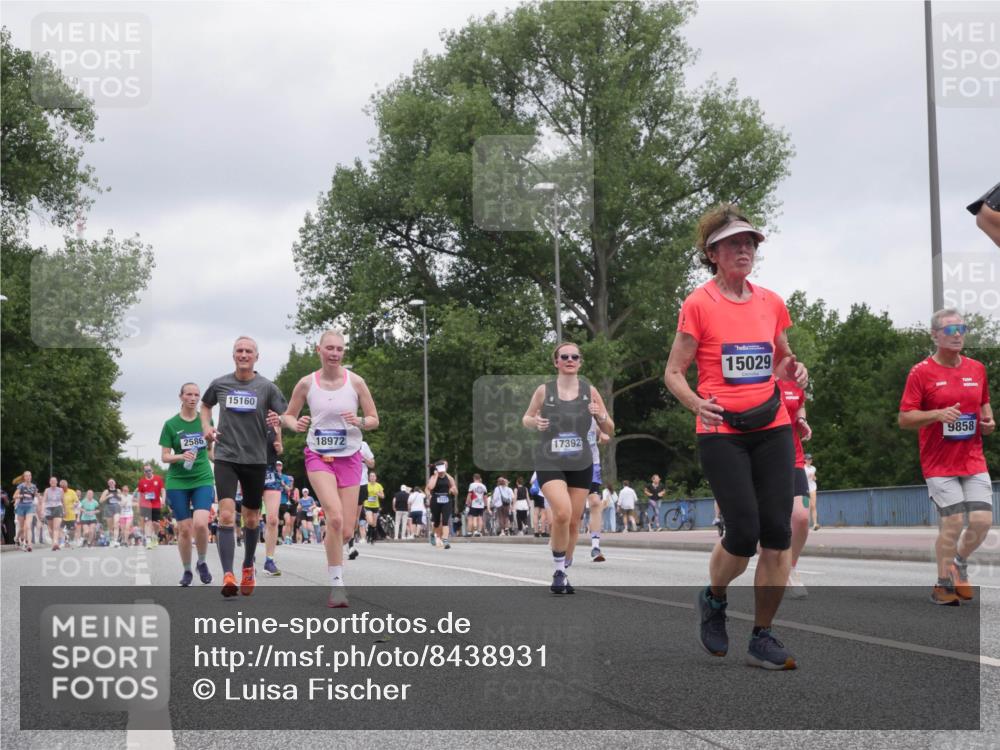 29.06.2025 - hella hamburg halbmarathon Luisa Fischer http://msf.ph/oto/8438931 29.06.2025 10:58:58 Kennedybrücke 2586, 15160, 18972, 17392, 15029, 9858, 2244, 2586, 3101, 3257, 3577, 5487, 6944, 7680, 9857, 9858 meine-sportfotos.de