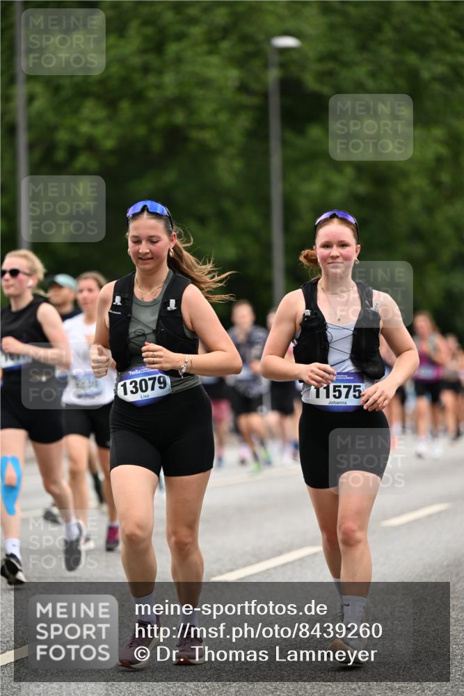 29.06.2025 - hella hamburg halbmarathon Dr. Thomas Lammeyer http://msf.ph/oto/8439260 29.06.2025 10:56:29 Kennedybrücke 1978, 1997, 3140, 3934, 4087, 4273, 4815, 5291, 5534, 6406, 6456, 6885, 6961, 6985, 7691, 7841, 8194, 8196, 8672, 9068, 9070, 9220, 9460, 9462, 9582, 9583, 9590, 9594, 9673, 9730, 10296, 10342, 10496, 10830, 10928, 11084, 11126, 11127, 11375 meine-sportfotos.de