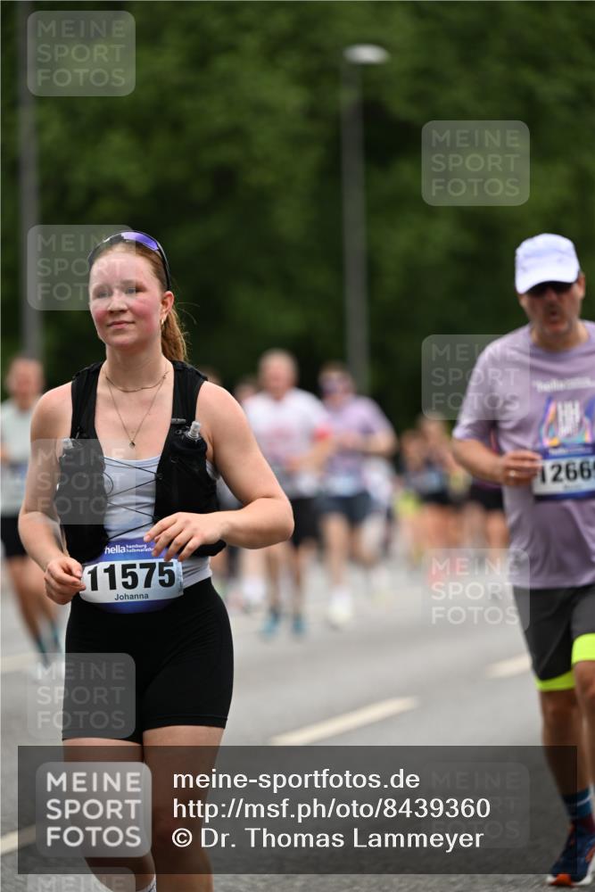 29.06.2025 - hella hamburg halbmarathon Dr. Thomas Lammeyer http://msf.ph/oto/8439360 29.06.2025 10:56:31 Kennedybrücke 1978, 1997, 3140, 3934, 4087, 4273, 4815, 5291, 5534, 6406, 6456, 6885, 6961, 6985, 7691, 7841, 8194, 8196, 8672, 9068, 9070, 9220, 9460, 9582, 9583, 9590, 9594, 9673, 9730, 10296, 10342, 10496, 10928, 11084, 11126, 11127, 11375 meine-sportfotos.de