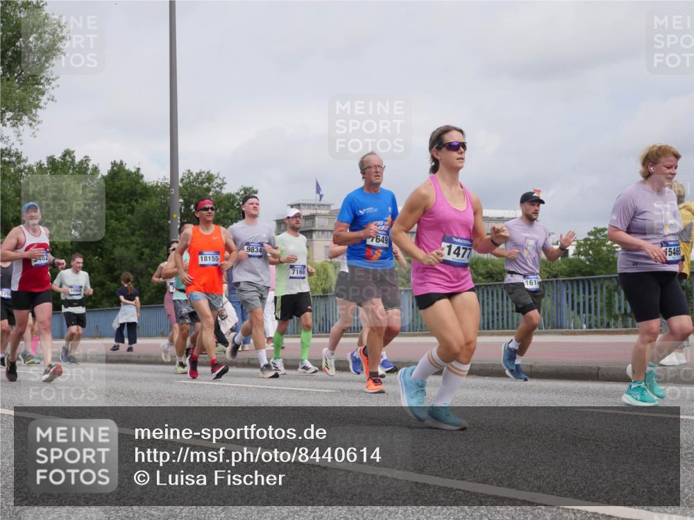 29.06.2025 - hella hamburg halbmarathon Luisa Fischer http://msf.ph/oto/8440614 29.06.2025 10:21:19 Kennedybrücke 126, 5482, 18155, 9834, 7160, 7649, 1477, 161, 15465, 1268, 1477, 2087, 2634, 3482, 4738, 5290, 6332, 7160, 7413, 7649, 7838, 7882, 7883, 9586, 9717, 9834, 9844, 10174 meine-sportfotos.de