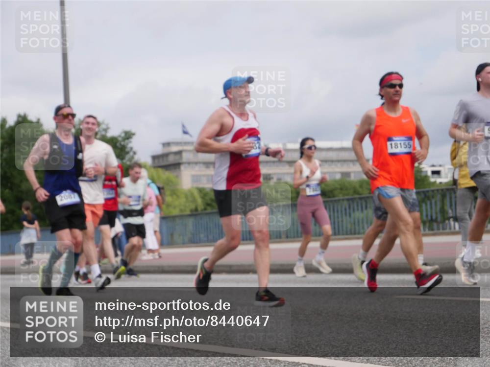 29.06.2025 - hella hamburg halbmarathon Luisa Fischer http://msf.ph/oto/8440647 29.06.2025 10:21:21 Kennedybrücke 2087, 18155, 1268, 1477, 1820, 2087, 2634, 3125, 3482, 4738, 5290, 5909, 6332, 7160, 7413, 7649, 7838, 7882, 7883, 9717, 9834, 9844, 10174, 10659 meine-sportfotos.de