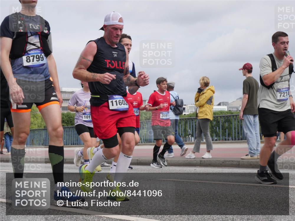 29.06.2025 - hella hamburg halbmarathon Luisa Fischer http://msf.ph/oto/8441096 29.06.2025 10:21:57 Kennedybrücke 8799, 101, 1160, 592, 3591, 7214, 1521, 2096, 3321, 3591, 3592, 4845, 5049, 5910, 6477, 6482, 7214, 7454, 8799, 9549, 9658, 9964, 10172, 10687 meine-sportfotos.de