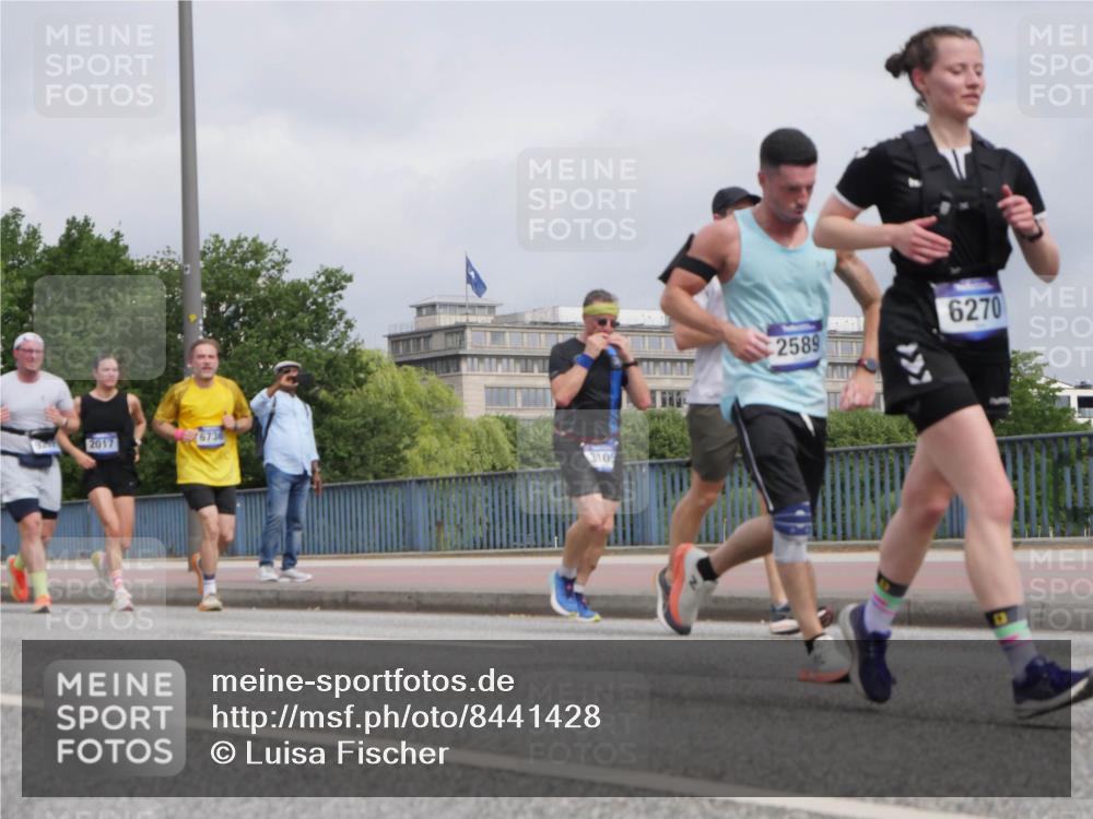 29.06.2025 - hella hamburg halbmarathon Luisa Fischer http://msf.ph/oto/8441428 29.06.2025 10:22:24 Kennedybrücke 2017, 6736, 3105, 2589, 6270, 1325, 1332, 1755, 2017, 2589, 2812, 2895, 3105, 3118, 4108, 4110, 4722, 5034, 5080, 5449, 6270, 6542, 6736, 7143, 7252, 8761, 9252, 9270, 9272, 9856, 10124, 10129 meine-sportfotos.de