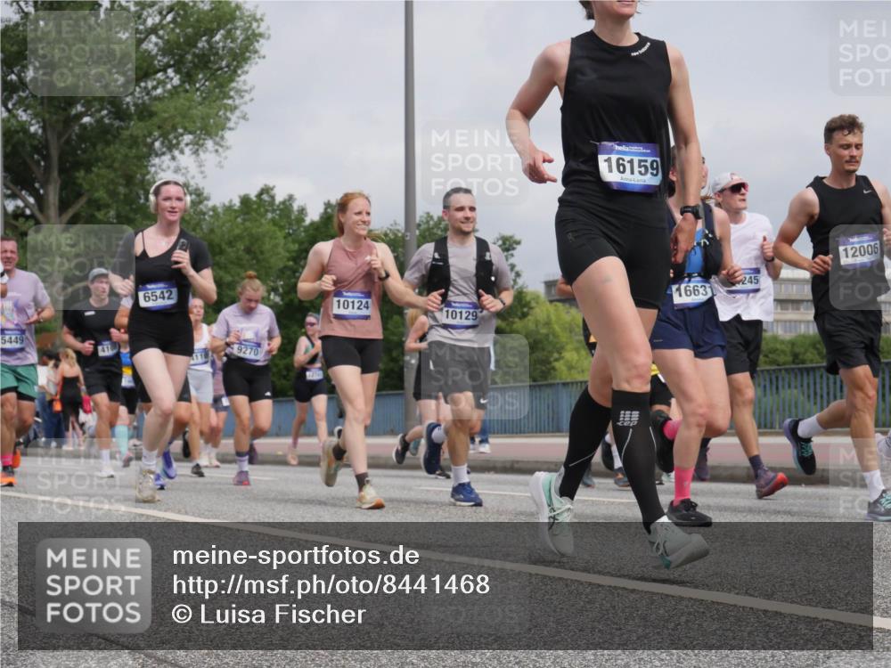 29.06.2025 - hella hamburg halbmarathon Luisa Fischer http://msf.ph/oto/8441468 29.06.2025 10:22:30 Kennedybrücke 5449, 6542, 9270, 10124, 16159, 1663, 10129, 000, 245, 12006, 1159, 1160, 1325, 1332, 1708, 1755, 2017, 2703, 2812, 4108, 4110, 4722, 5080, 5449, 6249, 6542, 6736, 7143, 8761, 9252, 9270, 9272, 9856, 10124, 10129 meine-sportfotos.de
