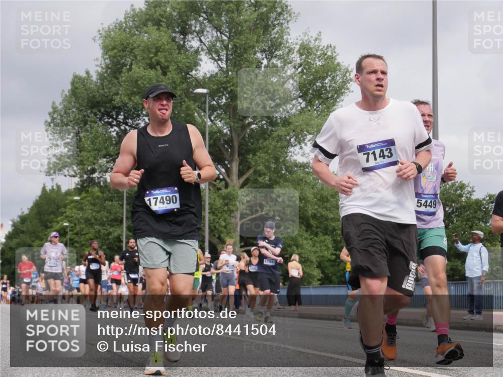 29.06.2025 - hella hamburg halbmarathon Luisa Fischer http://msf.ph/oto/8441504 29.06.2025 10:22:32 Kennedybrücke 17490, 17941, 7143, 5449, 1159, 1160, 1325, 1332, 1708, 1755, 2017, 2703, 2812, 4108, 4110, 4722, 5080, 5449, 6249, 6542, 6736, 7143, 8761, 9252, 9270, 9272, 9856, 10124, 10129, 10540 meine-sportfotos.de