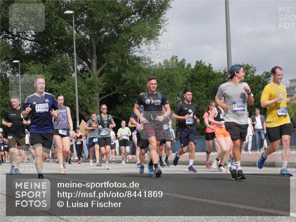 29.06.2025 - hella hamburg halbmarathon Luisa Fischer http://msf.ph/oto/8441869 29.06.2025 10:23:10 Kennedybrücke 32025, 11028, 13619, 18322, 11181, 30, 4614, 3192, 13002, 10622, 1110, 2357, 3278, 3678, 4539, 4614, 4737, 5123, 5834, 5849, 6444, 7744, 7917, 10622 meine-sportfotos.de