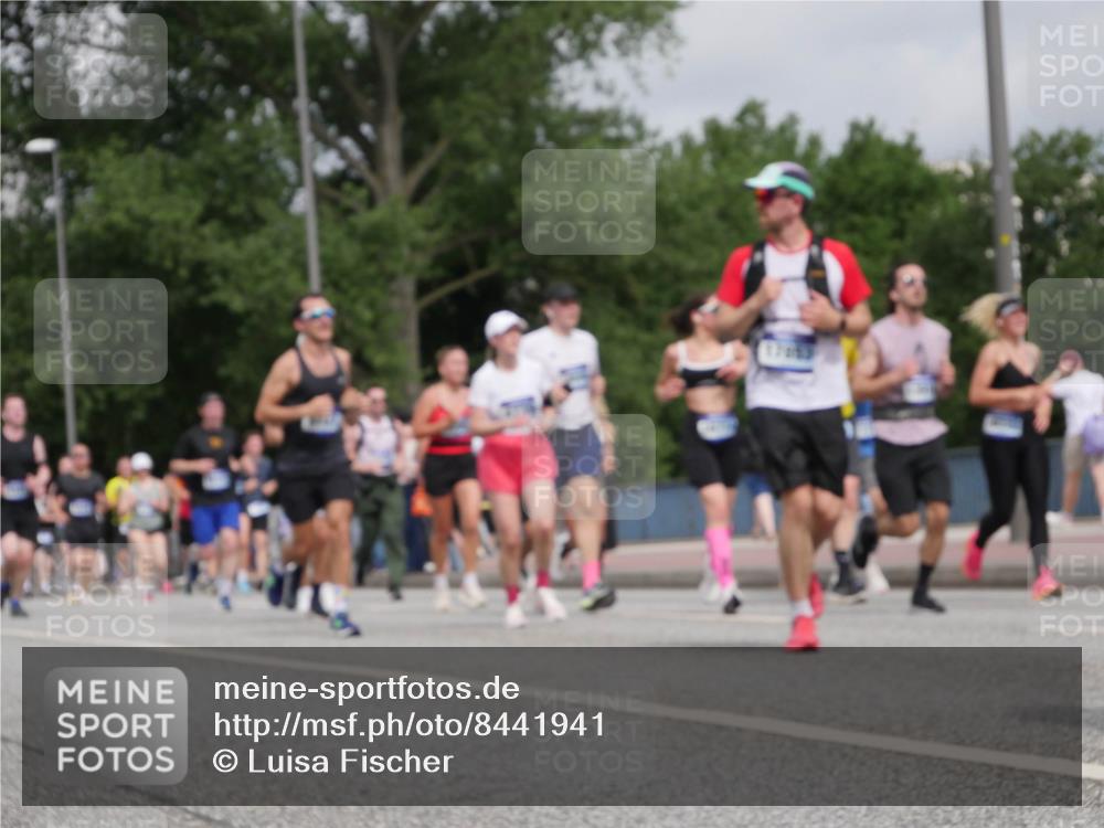 29.06.2025 - hella hamburg halbmarathon Luisa Fischer http://msf.ph/oto/8441941 29.06.2025 10:23:16 Kennedybrücke 17063, 1110, 1115, 2357, 3278, 3678, 4539, 4585, 4614, 4737, 4739, 7744, 7808, 8387, 9136, 9196, 9735, 10550, 10622 meine-sportfotos.de