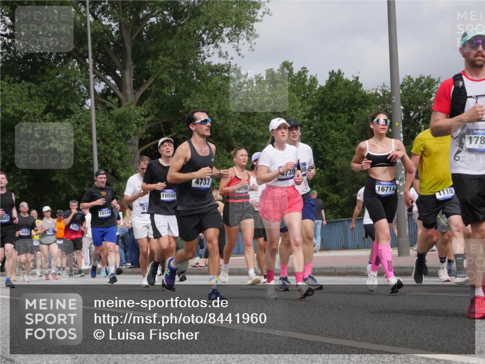 29.06.2025 - hella hamburg halbmarathon Luisa Fischer http://msf.ph/oto/8441960 29.06.2025 10:23:17 Kennedybrücke 585, 5659, 7519, 8462, 10550, 18114, 97, 4737, 4739, 08, 196, 16714, 1110, 178, 1110, 1115, 2357, 3278, 4585, 4737, 4739, 5659, 7519, 7744, 7808, 8387, 9136, 9196, 9735, 10414, 10550 meine-sportfotos.de