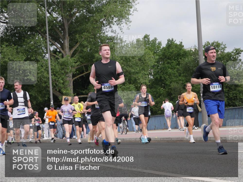 29.06.2025 - hella hamburg halbmarathon Luisa Fischer http://msf.ph/oto/8442008 29.06.2025 10:23:22 Kennedybrücke 36, 16164, 19, 14564, 15442, 771, 56, 4585, 15948, 10414, 18114, 1110, 1115, 4585, 4737, 4739, 5659, 7519, 7739, 7808, 8387, 8462, 9136, 9196, 9735, 10414, 10550 meine-sportfotos.de