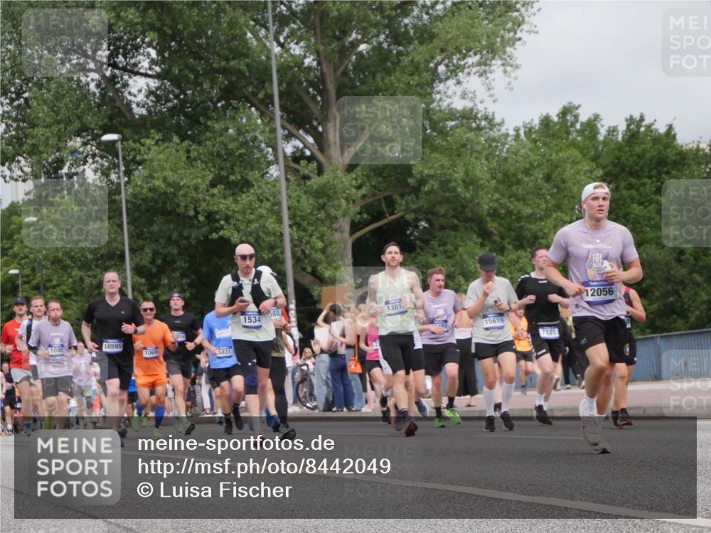 29.06.2025 - hella hamburg halbmarathon Luisa Fischer http://msf.ph/oto/8442049 29.06.2025 10:23:28 Kennedybrücke 914, 1046, 10595, 1069, 5831, 1534, 588, 13013, 15619, 7101, 12056, 1046, 1069, 1154, 1474, 1534, 3733, 4422, 5659, 5831, 5937, 7101, 7519, 7739, 7808, 8462, 8588, 9136, 10414, 10595 meine-sportfotos.de