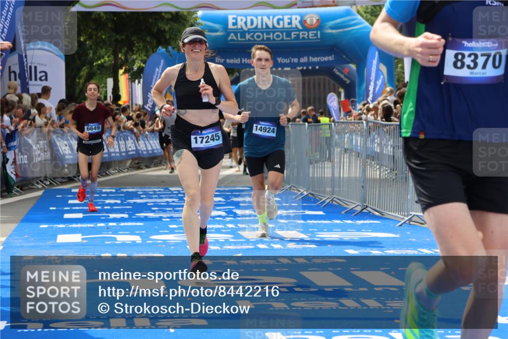29.06.2025 - hella hamburg halbmarathon Strokosch-Dieckow http://msf.ph/oto/8442216 29.06.2025 10:40:22 Ziel 5803, 6649, 8370, 8966, 10978, 14699, 14924, 15247, 17245, 17916 meine-sportfotos.de