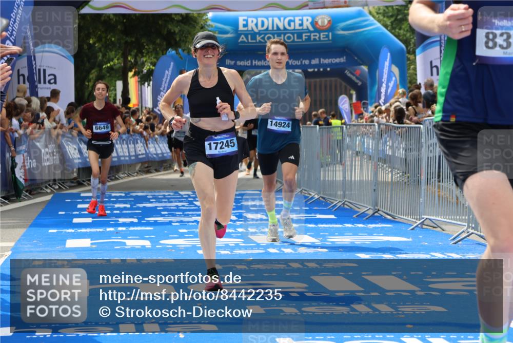 29.06.2025 - hella hamburg halbmarathon Strokosch-Dieckow http://msf.ph/oto/8442235 29.06.2025 10:40:22 Ziel 5803, 6649, 8370, 8966, 10978, 14699, 14924, 15247, 17245, 17916 meine-sportfotos.de