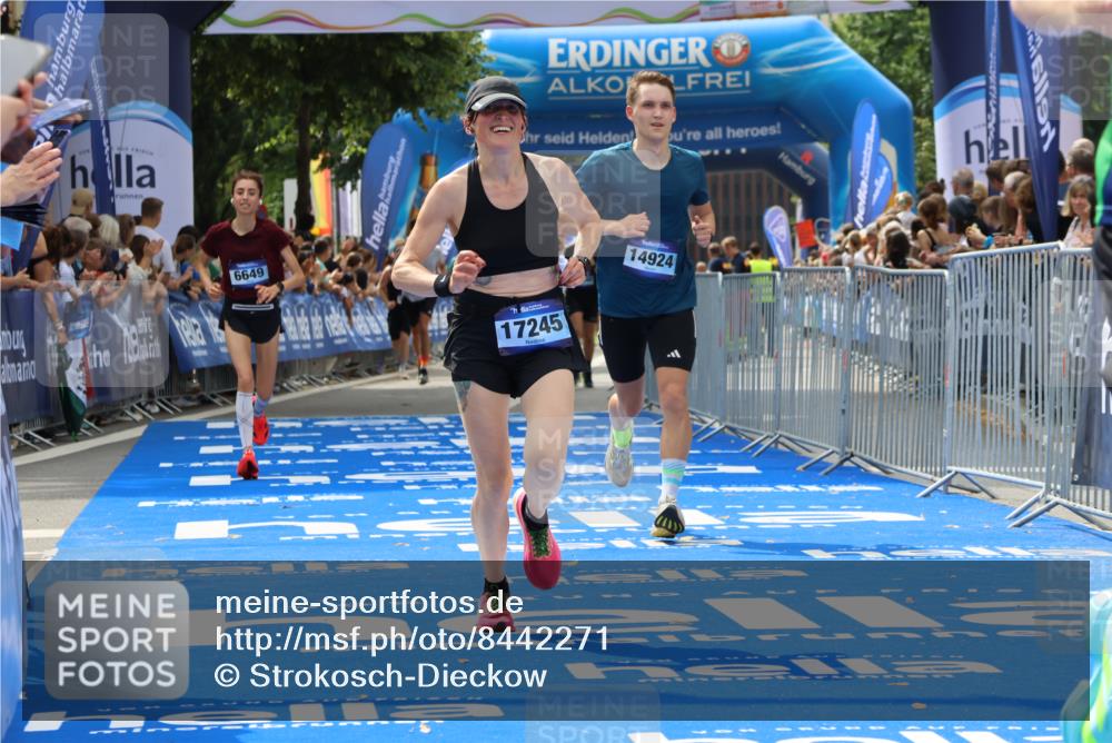29.06.2025 - hella hamburg halbmarathon Strokosch-Dieckow http://msf.ph/oto/8442271 29.06.2025 10:40:22 Ziel 5803, 6649, 8370, 8966, 10978, 14699, 14924, 15247, 17245, 17916 meine-sportfotos.de