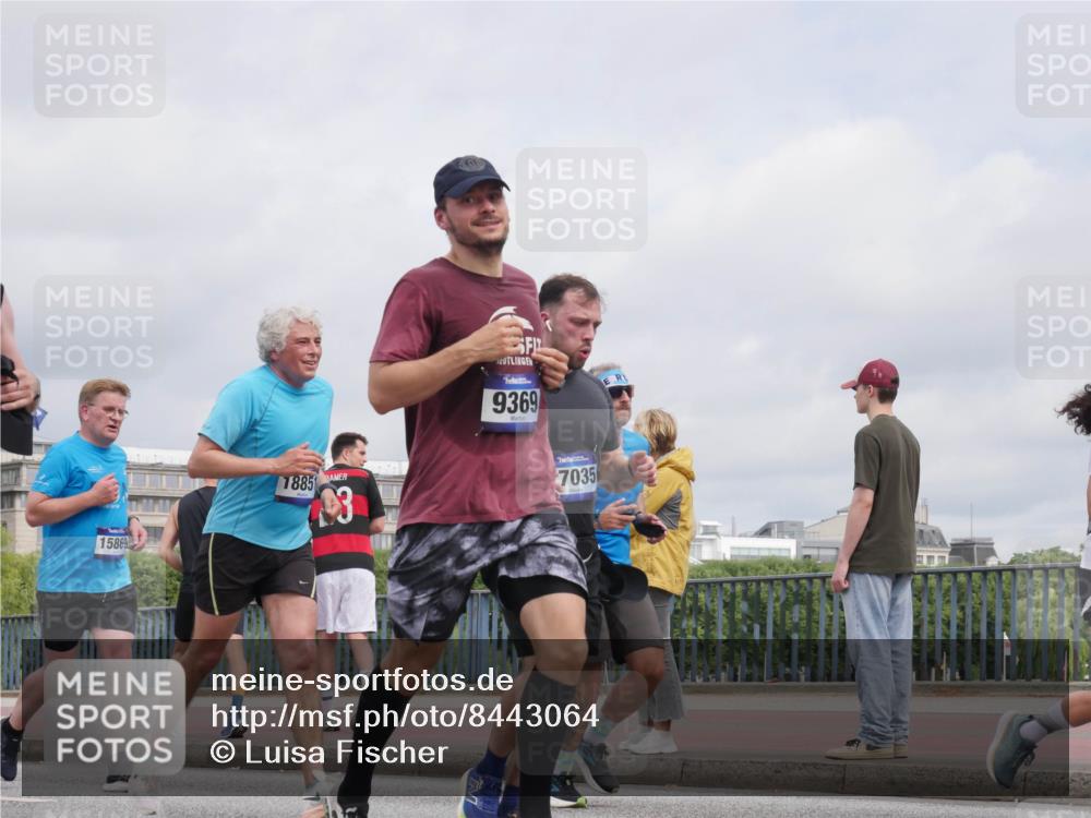 29.06.2025 - hella hamburg halbmarathon Luisa Fischer http://msf.ph/oto/8443064 29.06.2025 10:24:51 Kennedybrücke 15869, 18851, 9369, 7035, 1072, 1191, 1250, 1401, 2315, 2353, 2529, 2815, 2841, 3606, 3770, 4697, 5122, 5412, 5759, 6103, 7075, 8286, 8959, 9326, 9369, 9483, 9499, 9532, 10019, 10125, 10374, 10787 meine-sportfotos.de