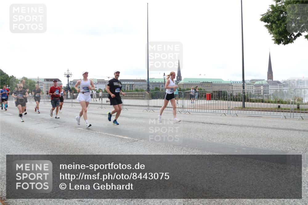29.06.2025 - hella hamburg halbmarathon Lena Gebhardt http://msf.ph/oto/8443075 29.06.2025 10:29:39 Lombardsbrücke 11269, 18299, 1829, 1063, 1230, 1661, 1694, 2302, 2699, 3179, 3311, 3524, 4349, 4373, 4395, 4580, 5350, 6285, 6725, 7449, 7517, 7832, 8388, 8812, 8941, 9095, 9714, 9937, 10198, 10322, 10641, 10808, 10996, 11249, 11269, 11376, 11444, 11634, 11792, 11803, 11989, 12086, 12216, 12227, 12305, 12958, 13031, 13090, 13382, 13810, 14644, 15266, 16306, 16659, 16662, 16673, 16676, 17496, 17529, 17945, 18298, 18299, 18385, 18414 meine-sportfotos.de