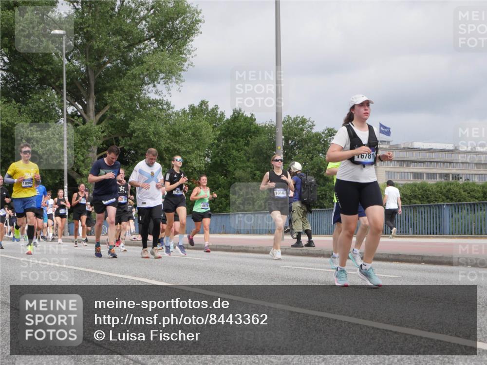29.06.2025 - hella hamburg halbmarathon Luisa Fischer http://msf.ph/oto/8443362 29.06.2025 10:25:14 Kennedybrücke 10902, 96, 4, 6676, 10167, 16781, 1269, 1294, 1963, 2009, 2063, 2919, 3172, 4375, 4376, 6676, 7375, 8431, 8884, 8954, 9327, 9788, 10167 meine-sportfotos.de