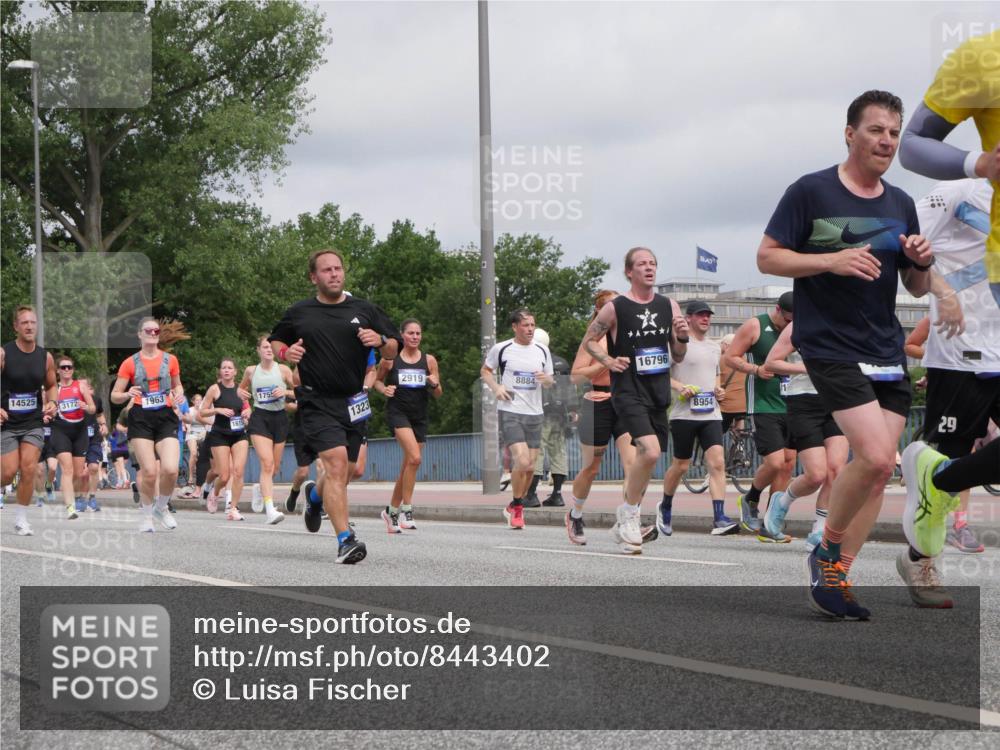 29.06.2025 - hella hamburg halbmarathon Luisa Fischer http://msf.ph/oto/8443402 29.06.2025 10:25:18 Kennedybrücke 14525, 3172, 1963, 1615, 1755, 2919, 16796, 8884, 1323, 8954, 29, 29, 1269, 1294, 1419, 1963, 2063, 2172, 2919, 3172, 4375, 4376, 6676, 8884, 8954, 9788, 9807, 10167, 10710 meine-sportfotos.de