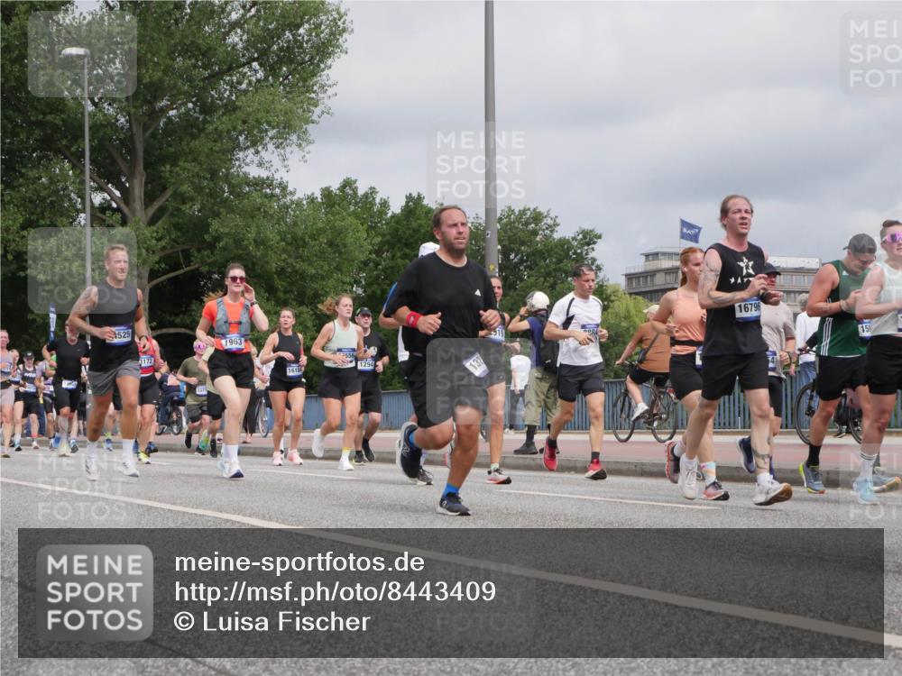29.06.2025 - hella hamburg halbmarathon Luisa Fischer http://msf.ph/oto/8443409 29.06.2025 10:25:18 Kennedybrücke 4525, 3172, 1963, 16154, 1294, 132, 0084, 16796, 158, 1269, 1294, 1419, 1963, 2063, 2172, 2919, 3172, 4375, 4376, 6676, 8884, 8954, 9788, 9807, 10167, 10710 meine-sportfotos.de