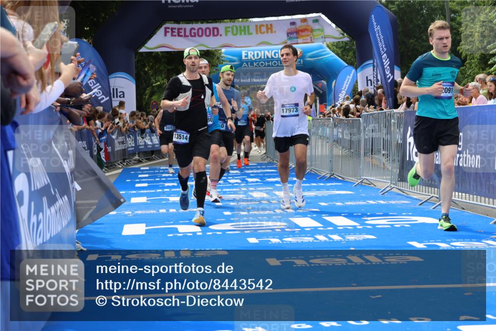 29.06.2025 - hella hamburg halbmarathon Strokosch-Dieckow http://msf.ph/oto/8443542 29.06.2025 10:40:02 Ziel 2826, 3626, 5007, 5050, 5375, 5508, 5916, 6080, 7495, 8467, 8574, 8933, 12091, 13514, 15421, 15424, 17973 meine-sportfotos.de