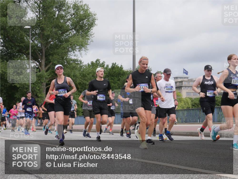 29.06.2025 - hella hamburg halbmarathon Luisa Fischer http://msf.ph/oto/8443548 29.06.2025 10:25:27 Kennedybrücke 6977, 7794, 4556, 951, 3946, 14, 9204, 6805, 140791, 1293, 1419, 1598, 2172, 3108, 3172, 3458, 3735, 3768, 3946, 4113, 4114, 4556, 4829, 5079, 6030, 6303, 6805, 6849, 6977, 7097, 7162, 7794, 9204, 9516, 9807, 10241, 10663, 10710 meine-sportfotos.de