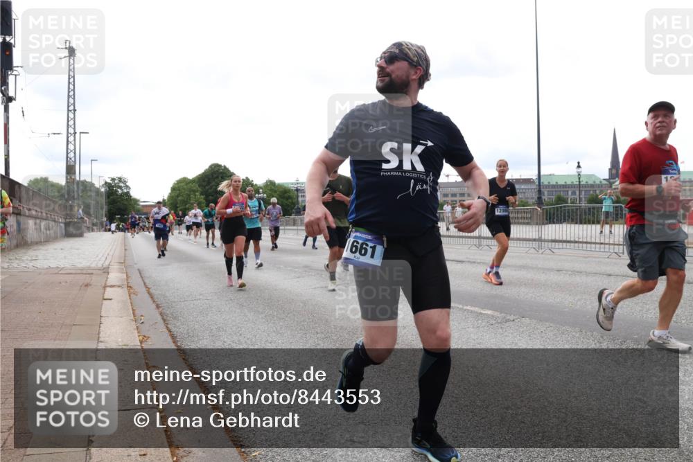 29.06.2025 - hella hamburg halbmarathon Lena Gebhardt http://msf.ph/oto/8443553 29.06.2025 10:29:42 Lombardsbrücke 1661, 12086, 1063, 1097, 1230, 1661, 1694, 2302, 2699, 3179, 3311, 3524, 3613, 4349, 4373, 4395, 4580, 5063, 5350, 6285, 6725, 7449, 7517, 7832, 8388, 8812, 8941, 9095, 9714, 9937, 10322, 10641, 10808, 10996, 11249, 11269, 11376, 11444, 11634, 11792, 11803, 11989, 12086, 12216, 12227, 12305, 12537, 12958, 13031, 13382, 13810, 14644, 15266, 16306, 16659, 16662, 16676, 17496, 17529, 17945, 18298, 18299, 18385, 18414 meine-sportfotos.de