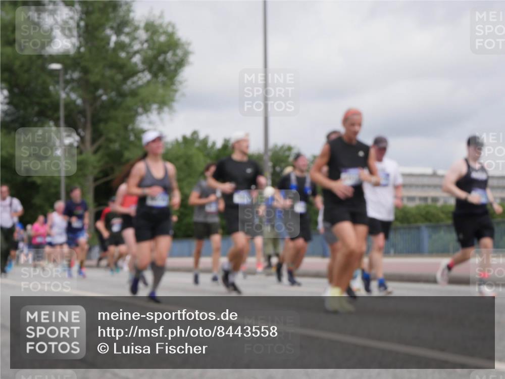 29.06.2025 - hella hamburg halbmarathon Luisa Fischer http://msf.ph/oto/8443558 29.06.2025 10:25:28 Kennedybrücke 1419, 1598, 2172, 3108, 3458, 3735, 3768, 3910, 3946, 4113, 4114, 4556, 4829, 5079, 6030, 6303, 6805, 6849, 6977, 7097, 7162, 7794, 9204, 9516, 9807, 10241, 10663, 10710 meine-sportfotos.de