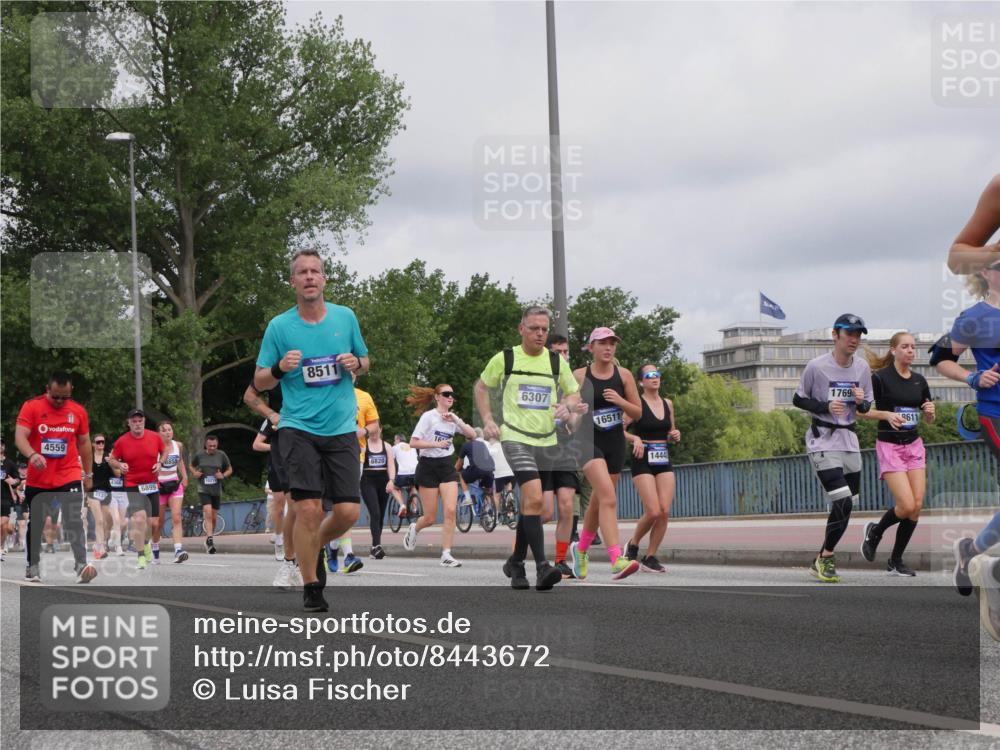 29.06.2025 - hella hamburg halbmarathon Luisa Fischer http://msf.ph/oto/8443672 29.06.2025 10:25:38 Kennedybrücke 4559, 8511, 4131, 6899, 6820, 16, 6307, 16511, 14442, 1769, 8611, 1598, 2351, 3458, 3910, 3995, 4113, 4131, 4559, 4829, 6307, 6820, 6899, 6977, 7097, 8511, 8855, 10065, 10739 meine-sportfotos.de