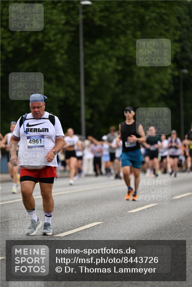 29.06.2025 - hella hamburg halbmarathon Dr. Thomas Lammeyer http://msf.ph/oto/8443726 29.06.2025 10:57:36 Kennedybrücke 1753, 2291, 4595, 6041, 6044, 7039, 7690, 7890, 8414, 8515, 9368, 10490, 10879, 10981, 11268 meine-sportfotos.de
