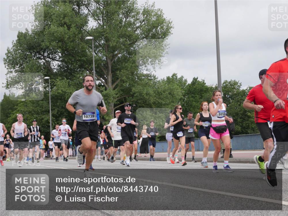 29.06.2025 - hella hamburg halbmarathon Luisa Fischer http://msf.ph/oto/8443740 29.06.2025 10:25:43 Kennedybrücke 16416, 6347, 11798, 10739, 100, 1347, 16143, 15114, 43, 10210, 4131, 8855, 2479, 3995, 4131, 4366, 4559, 4970, 6049, 6307, 6820, 6826, 6899, 7925, 8511, 8855, 8931, 10065, 10210, 10739 meine-sportfotos.de