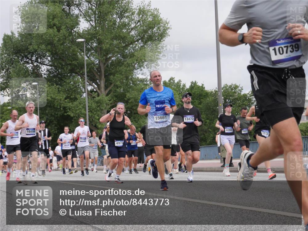 29.06.2025 - hella hamburg halbmarathon Luisa Fischer http://msf.ph/oto/8443773 29.06.2025 10:25:45 Kennedybrücke 068, 16416, 6347, 11798, 17804, 4970, 091, 15661, 13472, 4366, 10210, 4131, 10739, 2479, 3430, 3995, 4131, 4366, 4559, 4970, 6049, 6820, 6826, 6899, 7188, 7190, 7276, 7925, 8855, 8931, 10065, 10210, 10739 meine-sportfotos.de