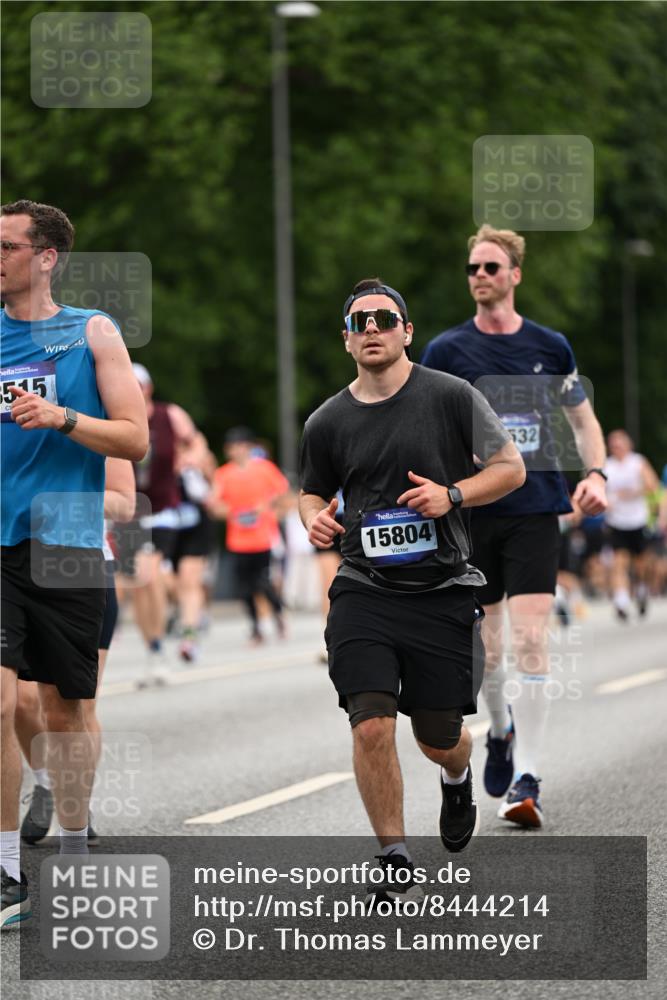 29.06.2025 - hella hamburg halbmarathon Dr. Thomas Lammeyer http://msf.ph/oto/8444214 29.06.2025 10:57:51 Kennedybrücke 1753, 1900, 2291, 2528, 2701, 3226, 4591, 5562, 6041, 6044, 6913, 7039, 7068, 7611, 7876, 7890, 8212, 8414, 8515, 8906, 9103, 9545, 9685, 10175, 10490, 11268 meine-sportfotos.de