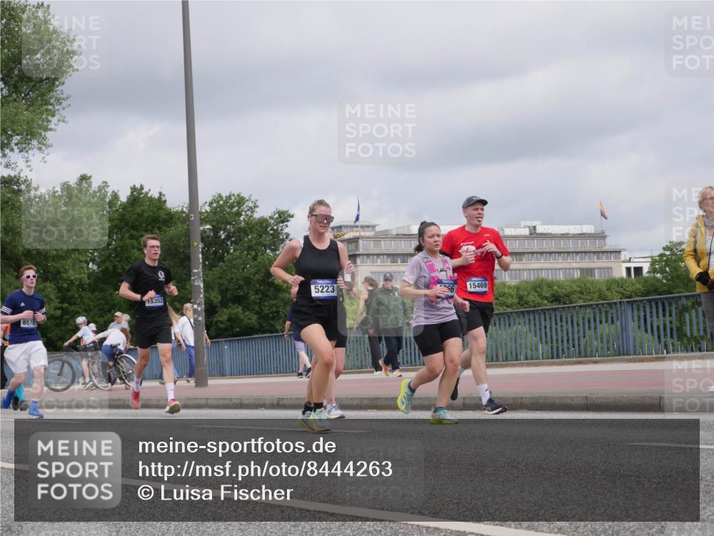 29.06.2025 - hella hamburg halbmarathon Luisa Fischer http://msf.ph/oto/8444263 29.06.2025 10:26:18 Kennedybrücke 6578, 5223, 15469, 15352, 1029, 1372, 1853, 2022, 2294, 4793, 5223, 5629, 5798, 6578, 6784, 6785, 7266, 7919, 8715, 9301, 9512, 10088 meine-sportfotos.de