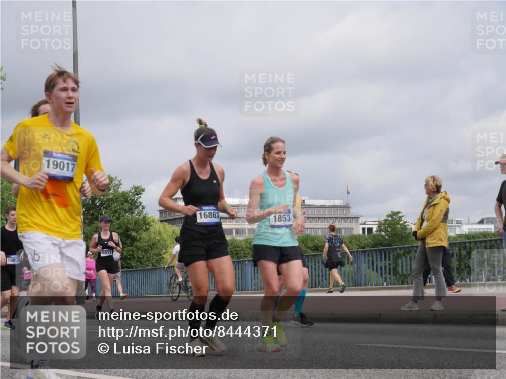 29.06.2025 - hella hamburg halbmarathon Luisa Fischer http://msf.ph/oto/8444371 29.06.2025 10:26:24 Kennedybrücke 19017, 188094, 16, 9512, 16863, 1853, 1029, 1187, 1362, 1372, 1853, 3029, 4728, 4793, 6578, 7919, 9133, 9301, 9512, 9913 meine-sportfotos.de