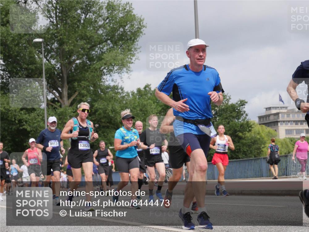 29.06.2025 - hella hamburg halbmarathon Luisa Fischer http://msf.ph/oto/8444473 29.06.2025 10:26:29 Kennedybrücke 9133, 9913, 13820, 14821, 1362, 1029, 1187, 1362, 3013, 3029, 4728, 4793, 8687, 8688, 9133, 9301, 9512, 9913 meine-sportfotos.de