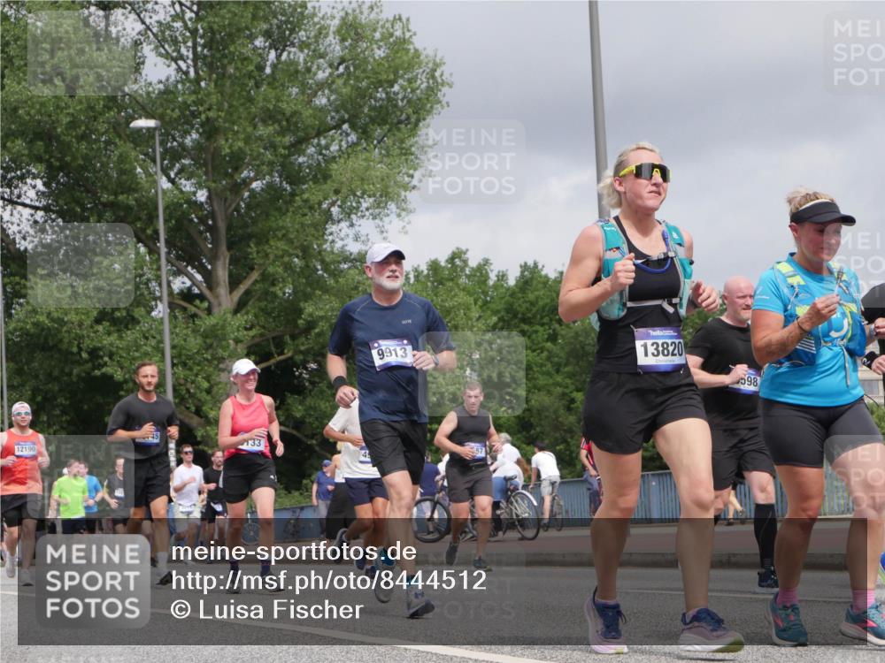 29.06.2025 - hella hamburg halbmarathon Luisa Fischer http://msf.ph/oto/8444512 29.06.2025 10:26:31 Kennedybrücke 133, 12190, 49, 9913, 13820, 598, 1187, 1362, 2925, 3013, 3029, 4728, 4793, 8687, 8688, 9133, 9301, 9512, 9913 meine-sportfotos.de