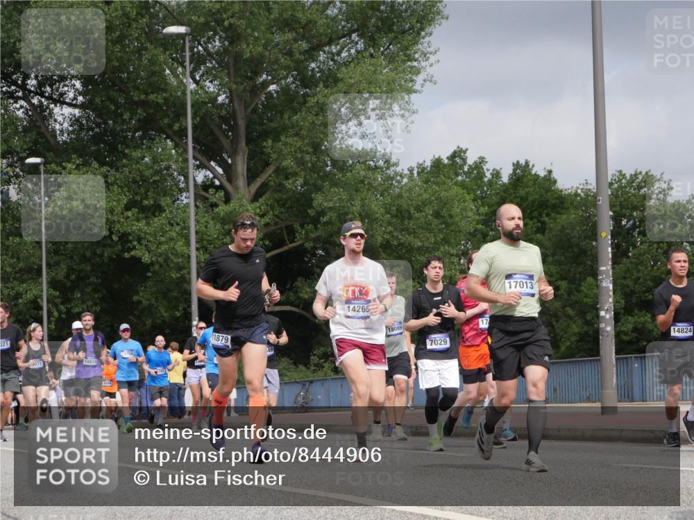 29.06.2025 - hella hamburg halbmarathon Luisa Fischer http://msf.ph/oto/8444906 29.06.2025 10:26:55 Kennedybrücke 21, 071, 18070, 684, 15709, 1879, 49, 2019, 14265, 18089, 7029, 17, 17013, 14824, 1003, 1048, 2125, 3457, 4464, 5406, 7021, 7029, 7820, 8181, 8716, 9877, 10649 meine-sportfotos.de