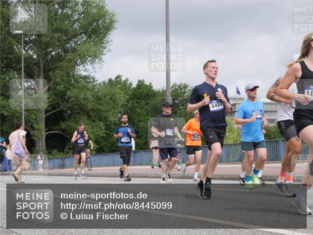 29.06.2025 - hella hamburg halbmarathon Luisa Fischer http://msf.ph/oto/8445099 29.06.2025 10:27:04 Kennedybrücke 9217, 17385, 11793, 4684, 4464, 15709, 18, 3034, 3285, 4464, 4684, 5406, 6502, 7021, 9217, 10649 meine-sportfotos.de