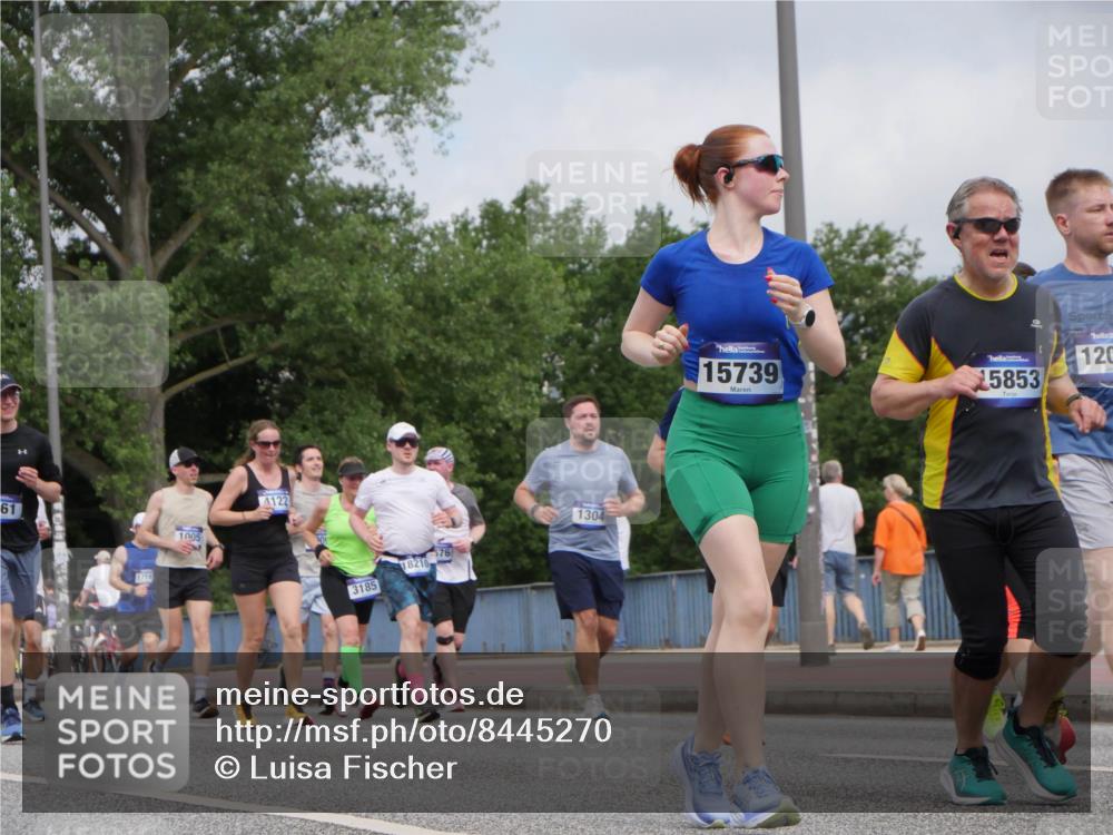 29.06.2025 - hella hamburg halbmarathon Luisa Fischer http://msf.ph/oto/8445270 29.06.2025 10:27:19 Kennedybrücke 61, 1714, 1005, 4122, 3185, 18210, 1304, 15739, 15853, 120, 1005, 1009, 1304, 1444, 2108, 2489, 2766, 3185, 4122, 4391, 4597, 5661, 7013, 8031, 8149, 8676, 9715 meine-sportfotos.de