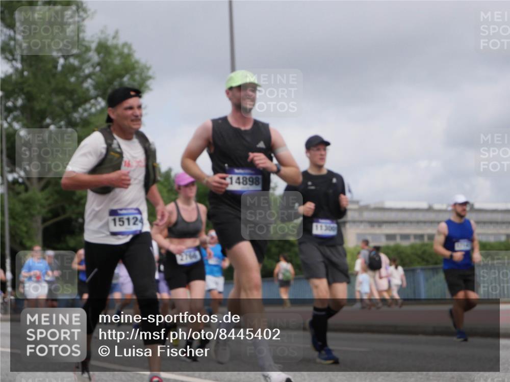 29.06.2025 - hella hamburg halbmarathon Luisa Fischer http://msf.ph/oto/8445402 29.06.2025 10:27:27 Kennedybrücke 15124, 2766, 14898, 1005, 1009, 1304, 1545, 2766, 3579, 4122, 4993, 5055, 5160, 5661, 8297, 8676, 8717, 9603 meine-sportfotos.de