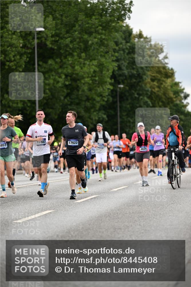 29.06.2025 - hella hamburg halbmarathon Dr. Thomas Lammeyer http://msf.ph/oto/8445408 29.06.2025 10:58:06 Kennedybrücke 1017, 1789, 1900, 1984, 2079, 2146, 2528, 2701, 3226, 4591, 4626, 4801, 5562, 5817, 5857, 6273, 6913, 7068, 7611, 7876, 8189, 8212, 8906, 8924, 9103, 9531, 9545, 9685, 10175, 11390 meine-sportfotos.de