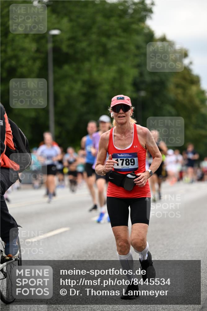 29.06.2025 - hella hamburg halbmarathon Dr. Thomas Lammeyer http://msf.ph/oto/8445534 29.06.2025 10:58:15 Kennedybrücke 1017, 1744, 1789, 1900, 1984, 2079, 2146, 2372, 2528, 2701, 2761, 3187, 3226, 4591, 4626, 4685, 4801, 5514, 5804, 5817, 5857, 5993, 6273, 7068, 7876, 8189, 8906, 8924, 9138, 9531, 9771, 10175, 10207, 11390 meine-sportfotos.de