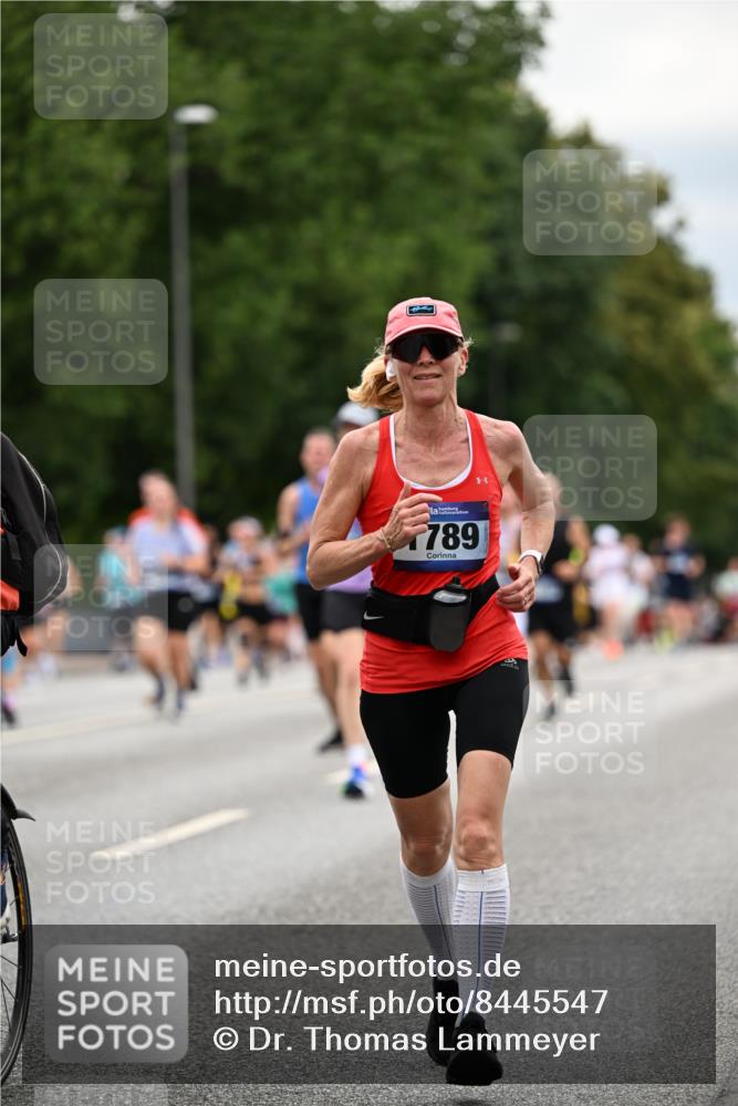 29.06.2025 - hella hamburg halbmarathon Dr. Thomas Lammeyer http://msf.ph/oto/8445547 29.06.2025 10:58:15 Kennedybrücke 1017, 1744, 1789, 1900, 1984, 2079, 2146, 2372, 2528, 2701, 2761, 3187, 3226, 4591, 4626, 4685, 4801, 5514, 5804, 5817, 5857, 5993, 6273, 7068, 7876, 8189, 8906, 8924, 9138, 9531, 9771, 10175, 10207, 11390 meine-sportfotos.de