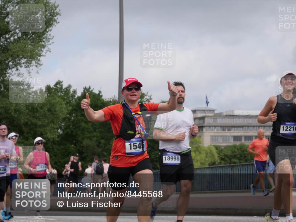 29.06.2025 - hella hamburg halbmarathon Luisa Fischer http://msf.ph/oto/8445568 29.06.2025 10:27:36 Kennedybrücke 546, 4439, 14433, 1545, 18998, 12210, 1545, 3579, 4646, 4993, 5055, 5160, 5258, 5260, 8141, 8297 meine-sportfotos.de