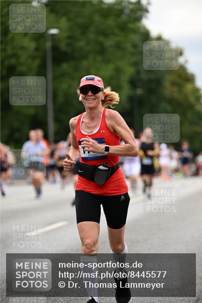 29.06.2025 - hella hamburg halbmarathon Dr. Thomas Lammeyer http://msf.ph/oto/8445577 29.06.2025 10:58:15 Kennedybrücke 1017, 1744, 1789, 1900, 1984, 2079, 2146, 2372, 2528, 2701, 2761, 3187, 3226, 4591, 4626, 4685, 4801, 5514, 5804, 5817, 5857, 5993, 6273, 7068, 7876, 8189, 8906, 8924, 9138, 9531, 9771, 10175, 10207, 11390 meine-sportfotos.de