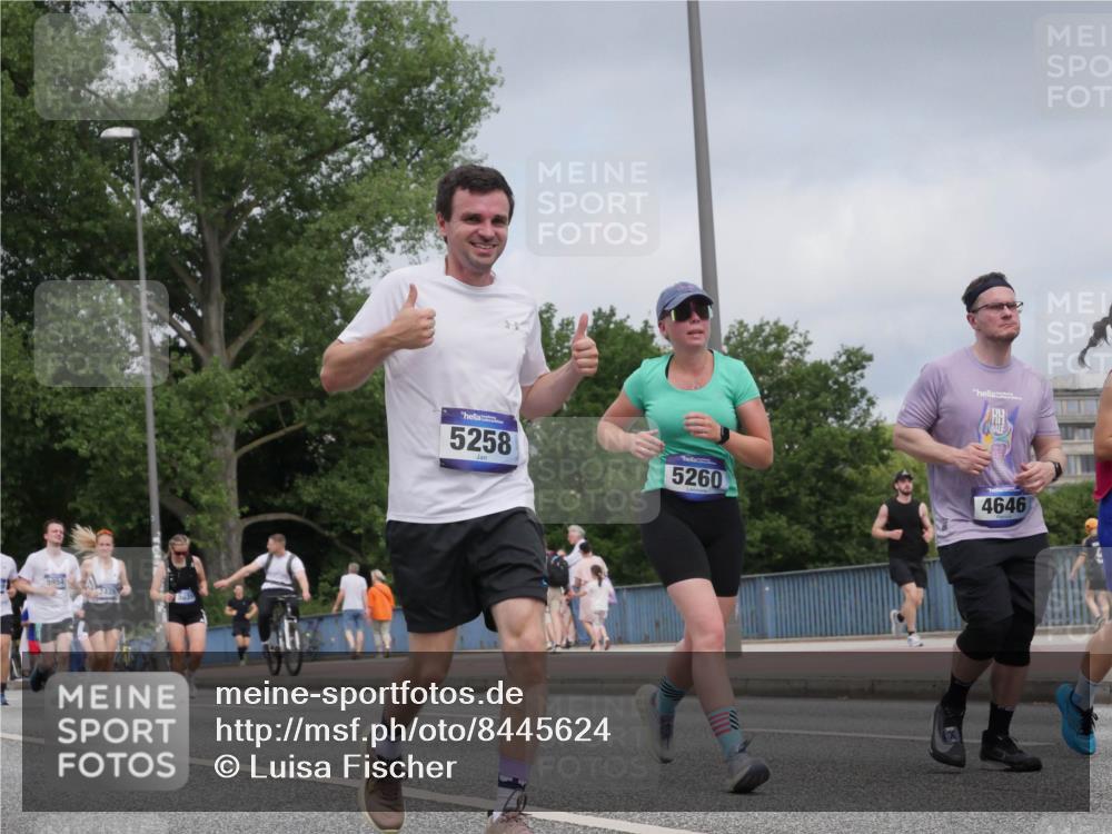 29.06.2025 - hella hamburg halbmarathon Luisa Fischer http://msf.ph/oto/8445624 29.06.2025 10:27:39 Kennedybrücke 5954, 7426, 5258, 5260, 4646, 1545, 4646, 5039, 5258, 5260, 5954, 7426, 8141, 8918, 8920 meine-sportfotos.de