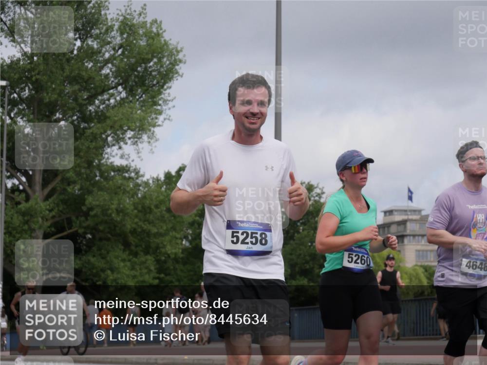 29.06.2025 - hella hamburg halbmarathon Luisa Fischer http://msf.ph/oto/8445634 29.06.2025 10:27:40 Kennedybrücke 5258, 5260, 4646, 1545, 4162, 4646, 5039, 5258, 5260, 5954, 7426, 8141, 8187, 8918, 8920 meine-sportfotos.de