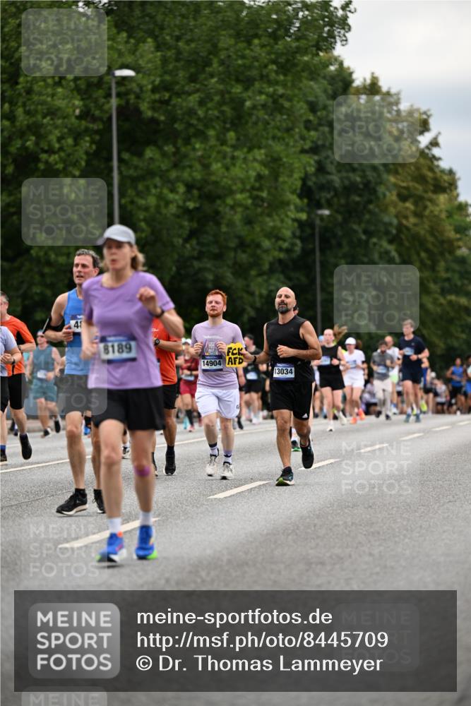 29.06.2025 - hella hamburg halbmarathon Dr. Thomas Lammeyer http://msf.ph/oto/8445709 29.06.2025 10:58:17 Kennedybrücke 1017, 1744, 1789, 1900, 1984, 2079, 2146, 2372, 2528, 2701, 2761, 3187, 4626, 4685, 4801, 5514, 5804, 5817, 5857, 5993, 6273, 7068, 7614, 7876, 8189, 8924, 9138, 9503, 9531, 9771, 10175, 10207, 11390 meine-sportfotos.de