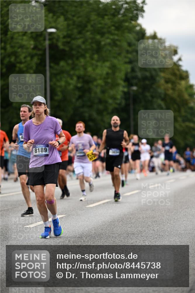 29.06.2025 - hella hamburg halbmarathon Dr. Thomas Lammeyer http://msf.ph/oto/8445738 29.06.2025 10:58:17 Kennedybrücke 1017, 1744, 1789, 1900, 1984, 2079, 2146, 2372, 2528, 2701, 2761, 3187, 4626, 4685, 4801, 5514, 5804, 5817, 5857, 5993, 6273, 7068, 7614, 7876, 8189, 8924, 9138, 9503, 9531, 9771, 10175, 10207, 11390 meine-sportfotos.de
